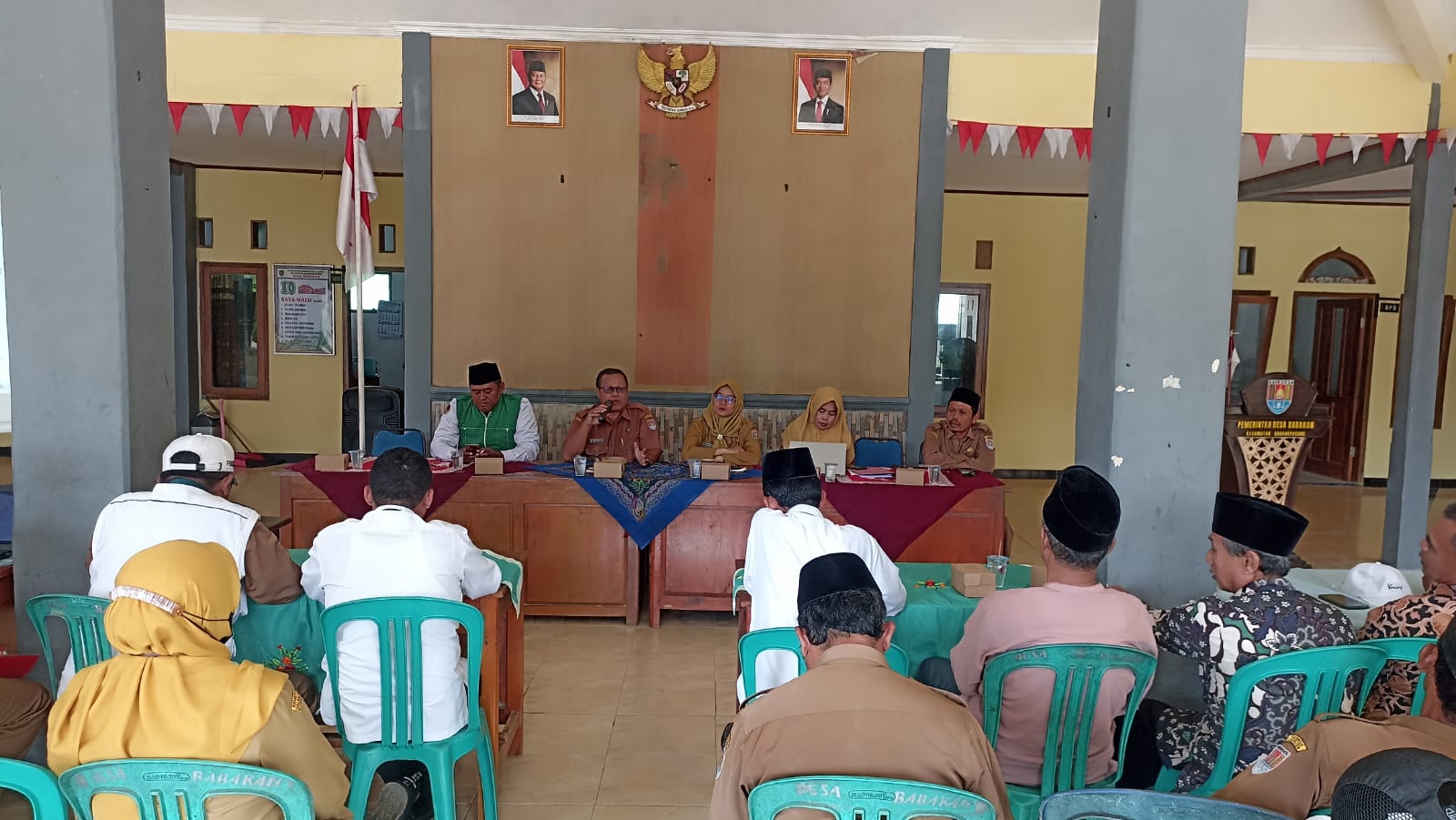 b32e633d-1a8e-42ce-82cb-feb548c6cd7a