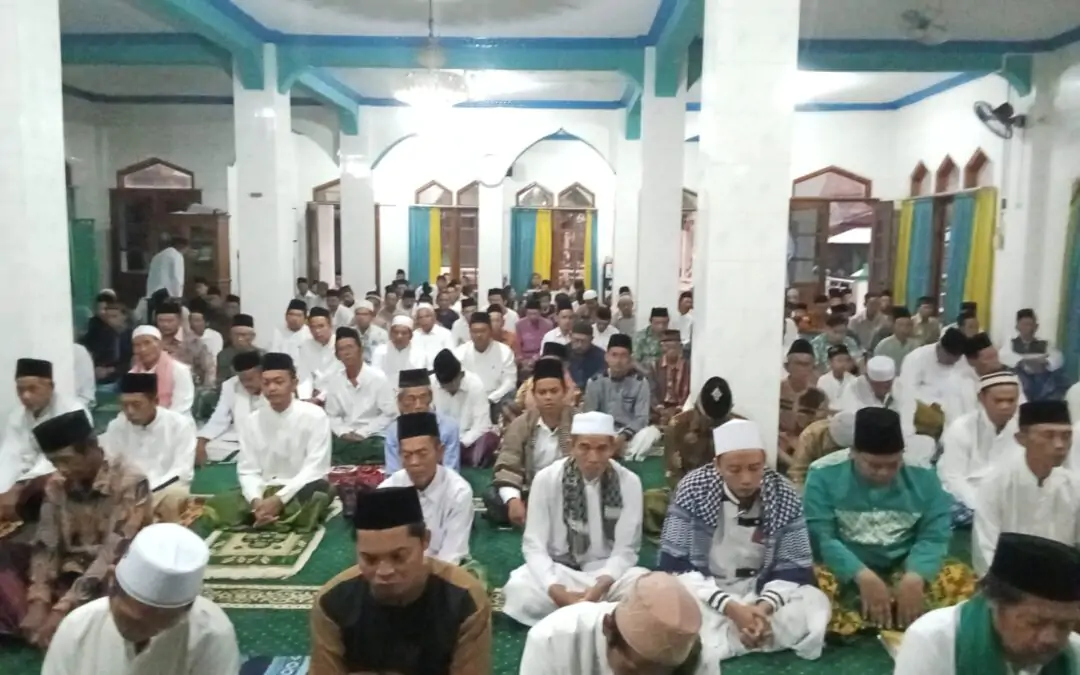 Kepala Desa Babakan Bacakan Sambutan Pj. Bupati Cilacap pada Sholat Idul Adha 2024 di Masjid Baitul Muttaqin