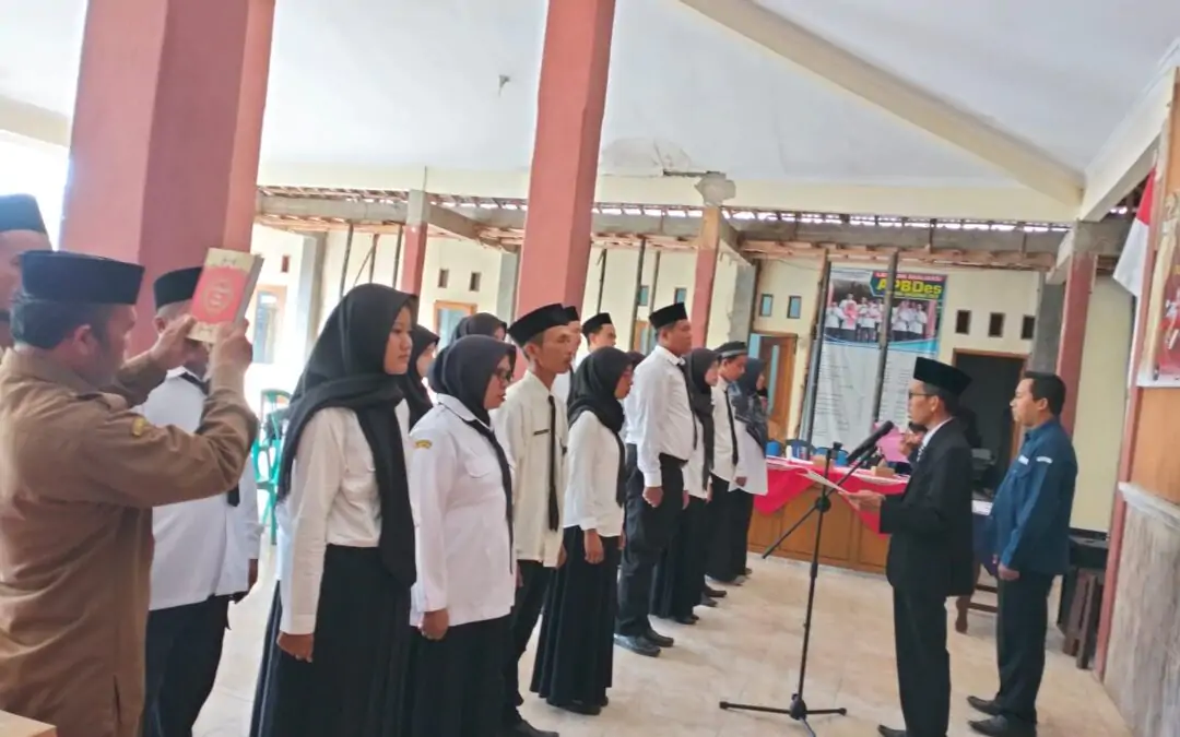 Pantarlih Desa Babakan Resmi Dilantik: Siap Wujudkan Pemutakhiran Data Pemilih yang Berkualitas