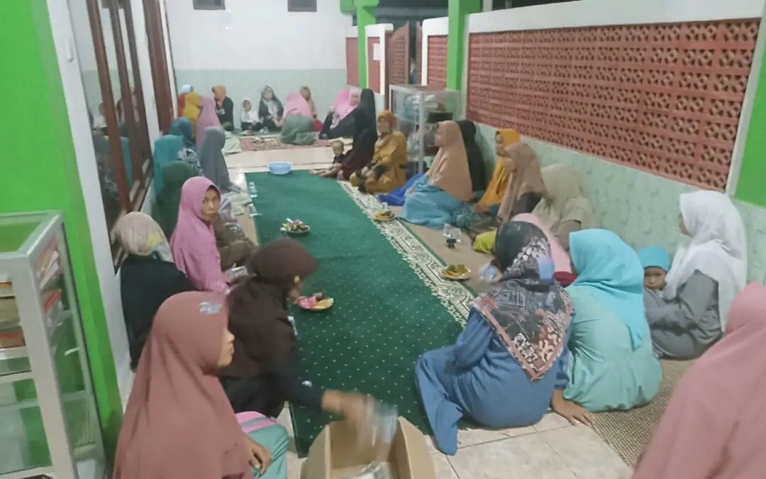 Menyambut 1 Muharram 1446 H, FKKDB Gelar Pengajian Bersama di Masjid Nurul Huda Cadasmalang