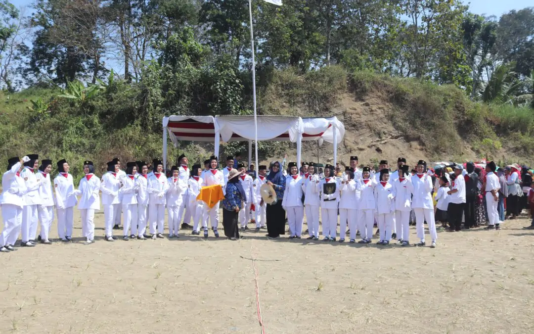 Upacara HUT RI Ke-79 di Desa Babakan Berlangsung Khidmat