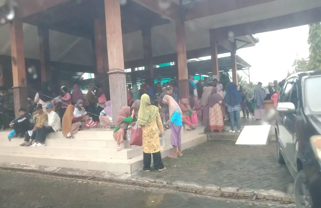 Pendistribusian Kartu Kesejahteraan Sosial dan Buku Tabungan Hasil Pembukaan Rekening Kolektif