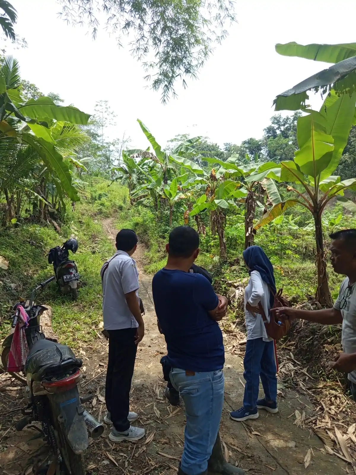 Survei Lokasi Pembangunan Jalan Cinjeunjing Penghubung Desa Babakan – Desa Karangsari